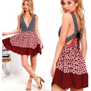 Lulus La Vie en Roses Floral Print Dress Navy Red White Mixed Prints Lace Up M